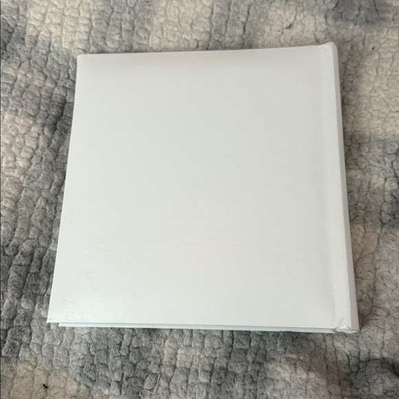 White Wedding Photo Album - Picture 3 of 4